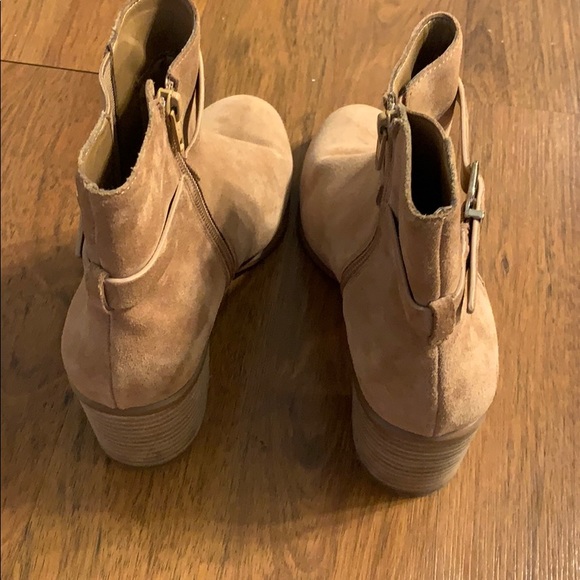 Gianni Bini Suede Boots Size 9.5 - Picture 4 of 4